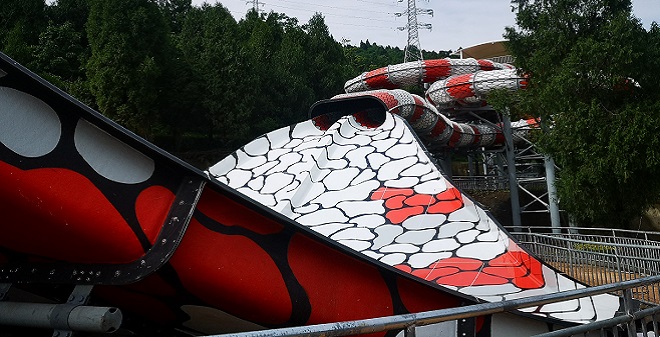 六月初，疫情好轉(zhuǎn)，各行業(yè)市場回暖，水上樂園行業(yè)將迎來多地同開的熱鬧局面